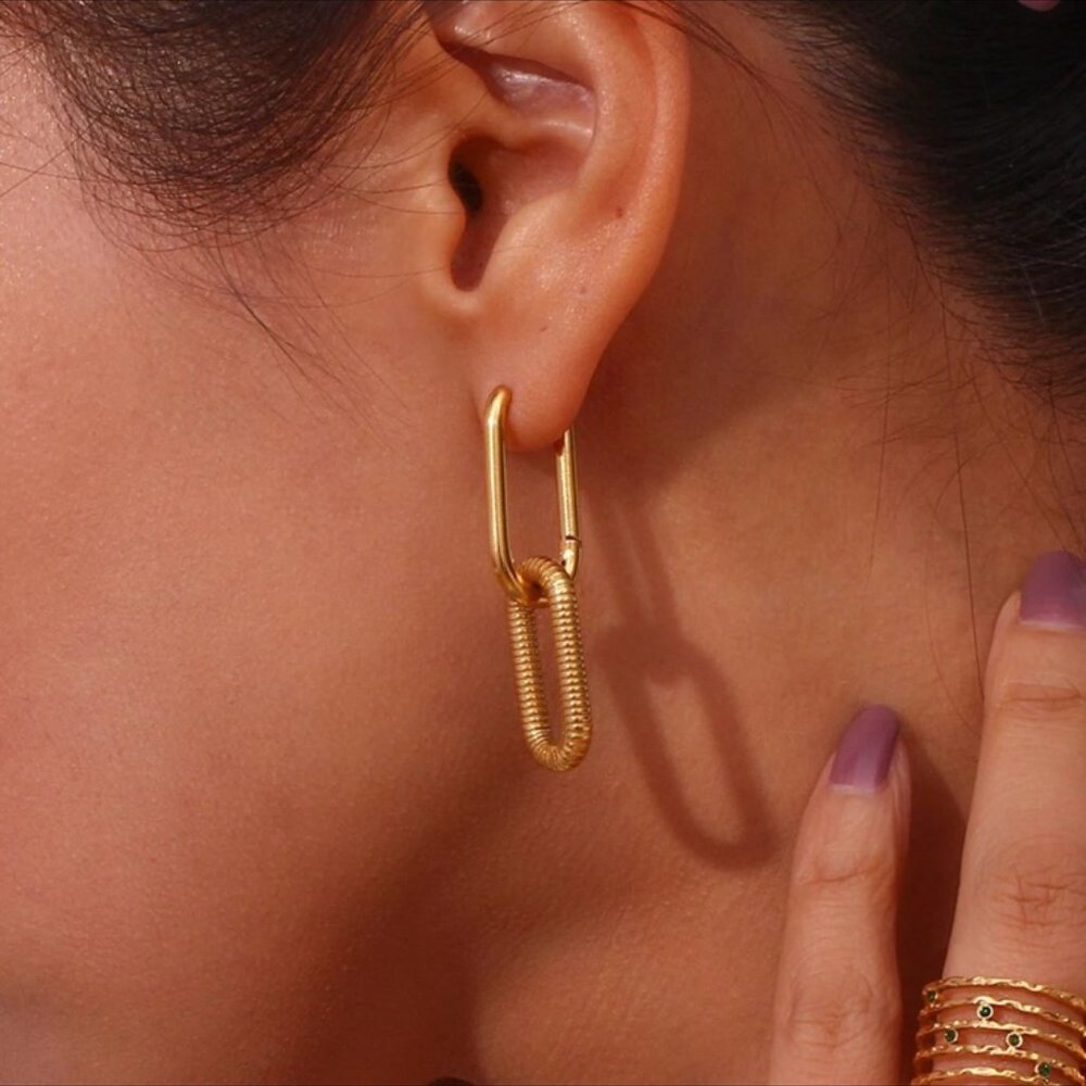 NEW LINK 18K GOLD CHAIN LONG DROP EARRINGS, BEAUTIFUL EARRINGS, CUTE EARRINGS. - Picture 2 of 6